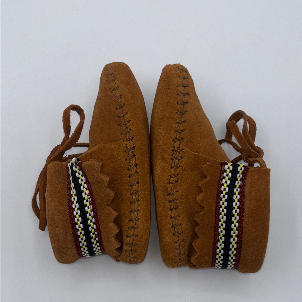 NWOT Minnetonka Brown Suede Infant Moccasin Booties Shoes - Picture 10 of 13